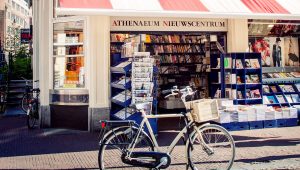 Je vindt Athenaeum Boekhandel in AMSTERDAM op Lizt.nl