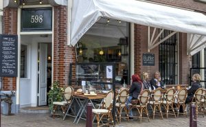 Je vindt BUFFET van Odette in AMSTERDAM op Lizt.nl