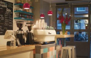 Je vindt Bakers & Roasters in AMSTERDAM op Lizt.nl