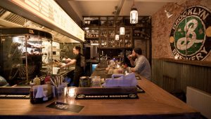 Je vindt De Rotisserie in AMSTERDAM op Lizt.nl