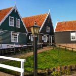 Je vindt Marker Folklorestoffen in MARKEN op Lizt.nl