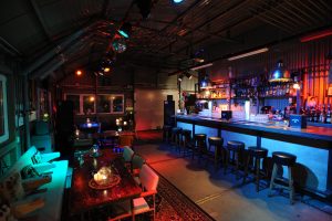 Je vindt Rolling Rock Kitchen in AMSTERDAM op Lizt.nl