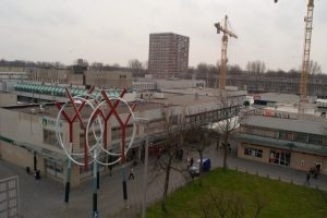 Je vindt Winkelcentrum Boven 't Y in AMSTERDAM op Lizt.nl